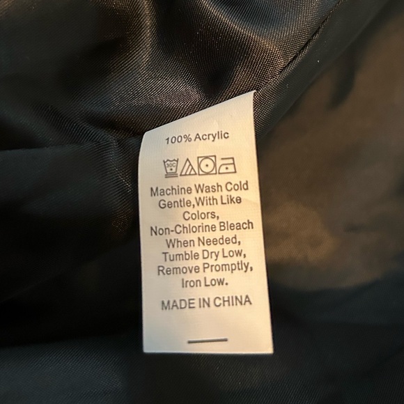 NWT AIXIRUI - Women’s L Elegant Faux Fur Trench Coat Gray - Picture 8 of 8